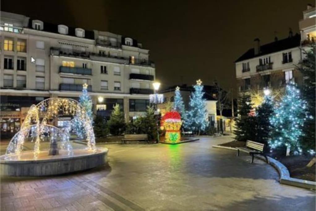 Studio A 2 Pas De La Gare Sartrouville Buitenkant foto